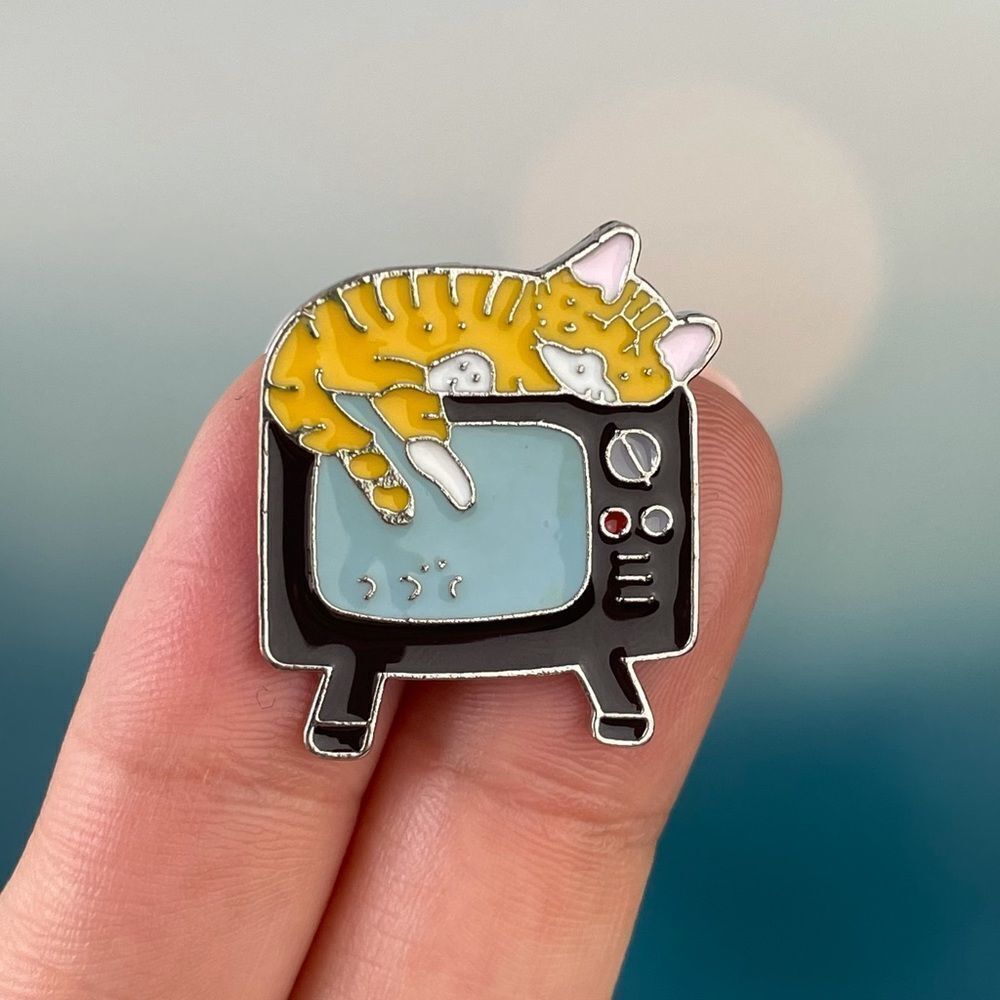 Sleeping Cat & TV Enamel Pin/ Brooch Lapel